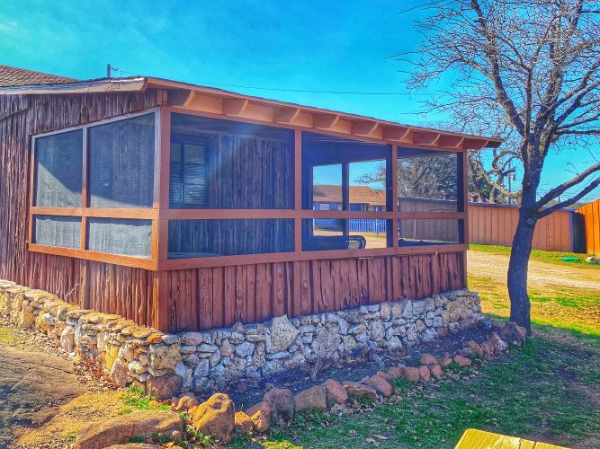 Image of Lake Cabin 25 Exterior